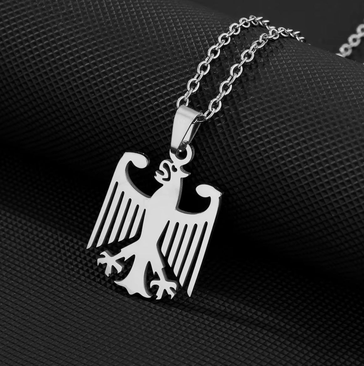 Adler-Anhänger, mit Kette
